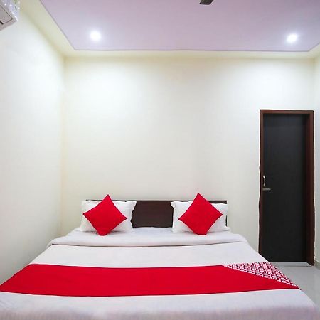 Hotel Oyo Flagship 62980 Shiva Residency Garhi Harsaru Exterior foto